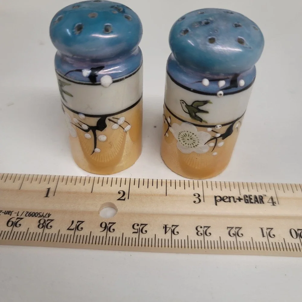 Lot of 3 Sets Vintage Ceramic Salt Pepper Shakers Fireplace Figures Japan‎